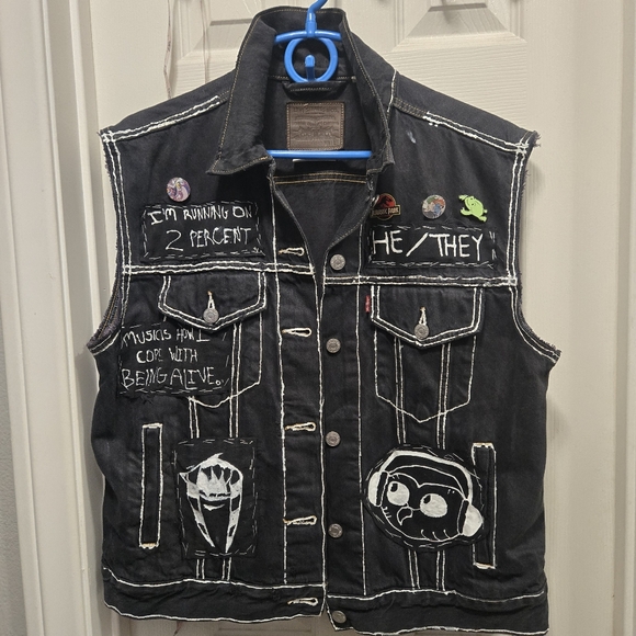 Other - Levi's vest with custom artwork size L